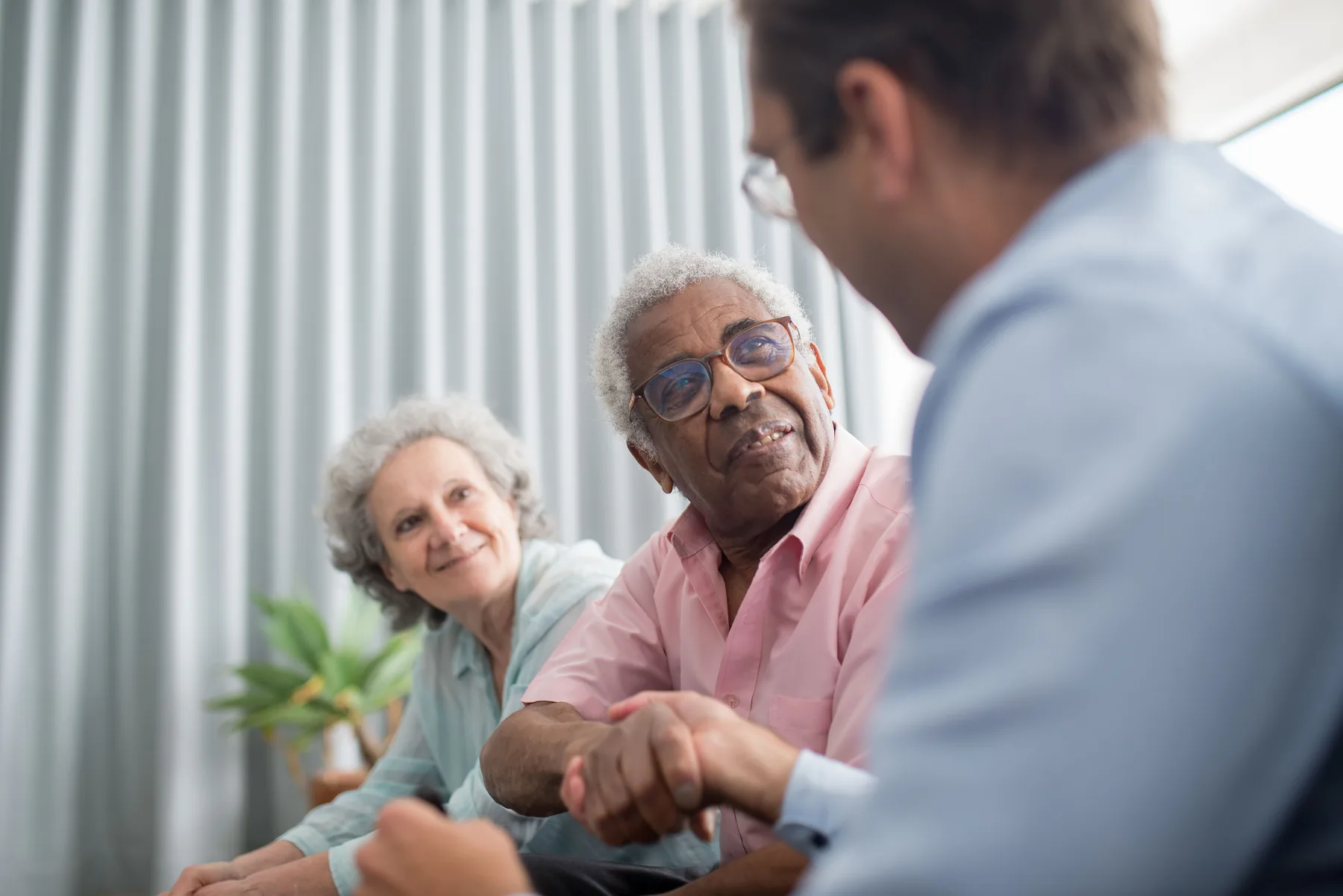 Personal consultation between an advisor and older clients